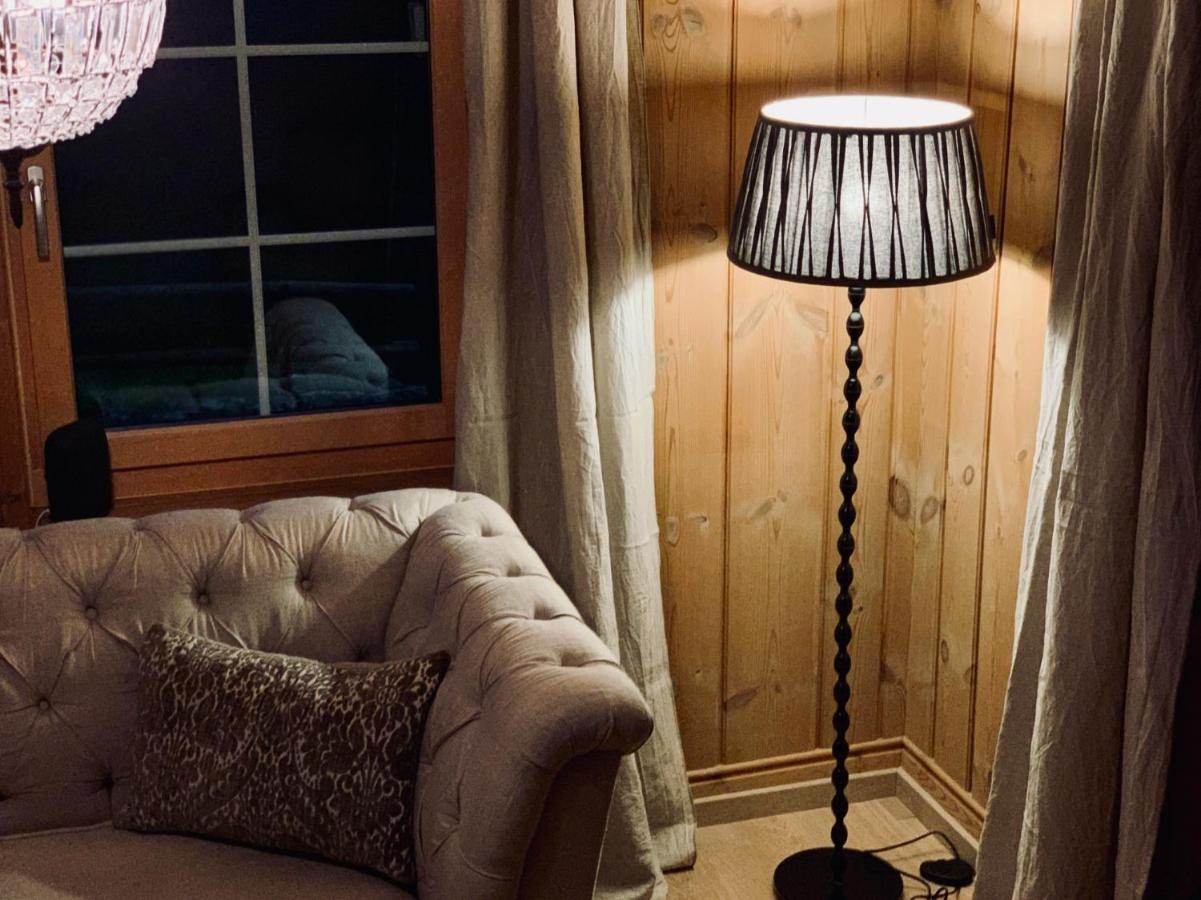 Casa Pasch - Boutique Bed And Breakfast In Cumpadials Sumvitg Εξωτερικό φωτογραφία