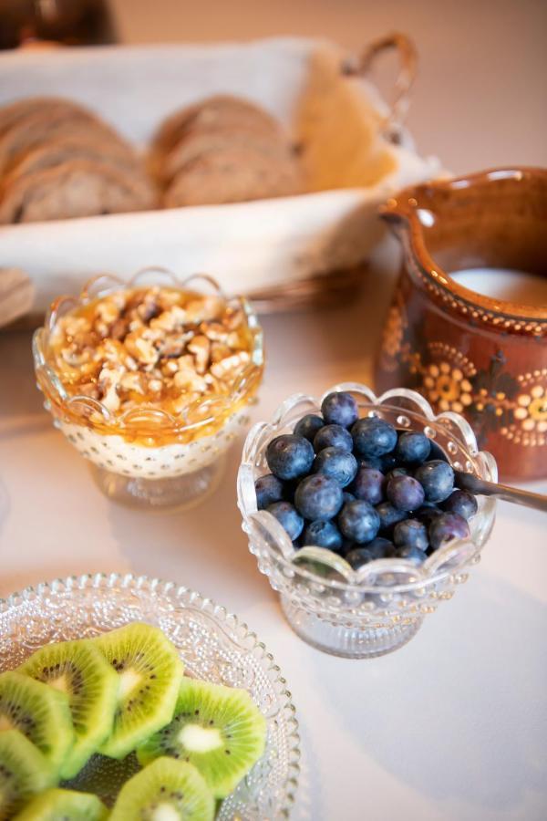 Casa Pasch - Boutique Bed And Breakfast In Cumpadials Sumvitg Εξωτερικό φωτογραφία